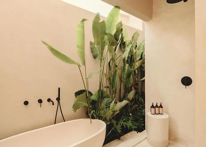 Villa Nori Boutique - Rated *