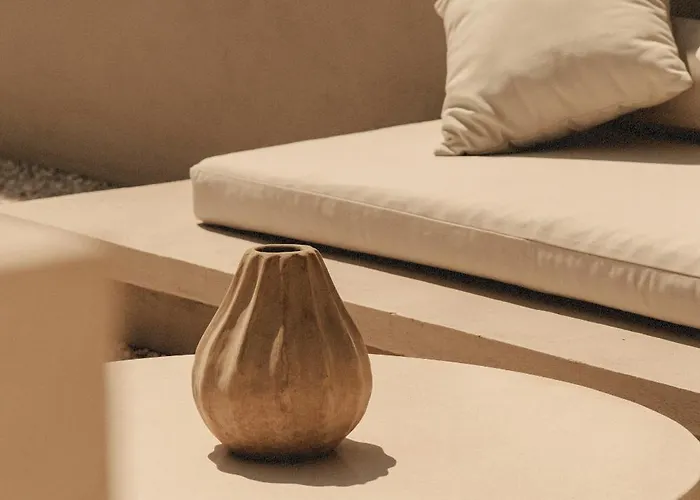 Nori Boutique - Rated Villa