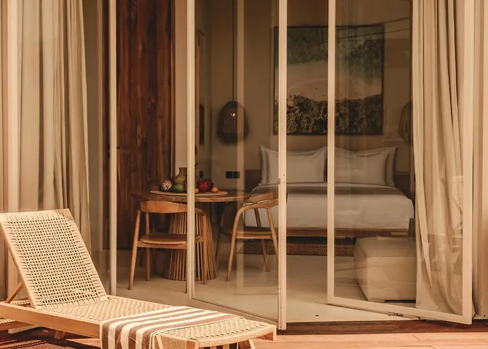 Nori Boutique - Rated Villa